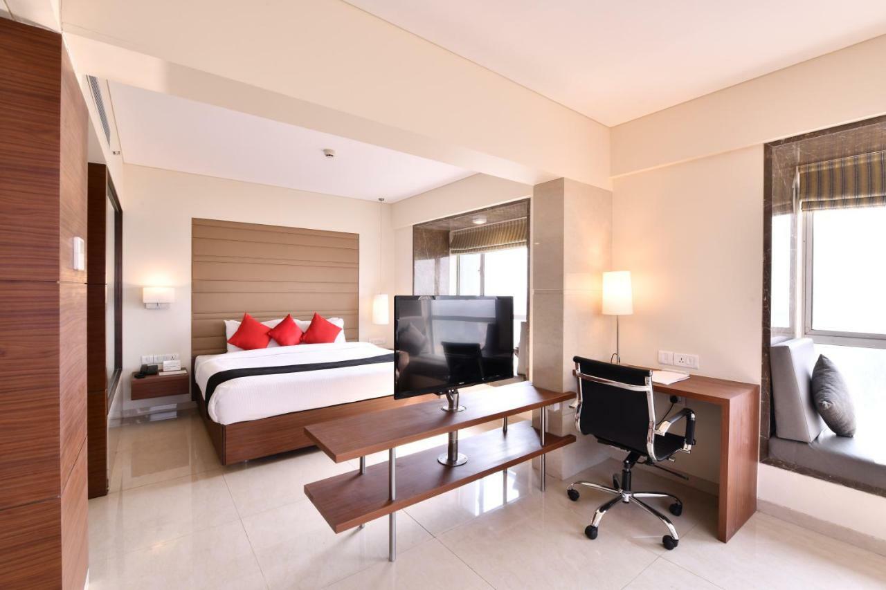 Krishna Palace Hotel - Ambernath Ambarnath Zewnętrze zdjęcie