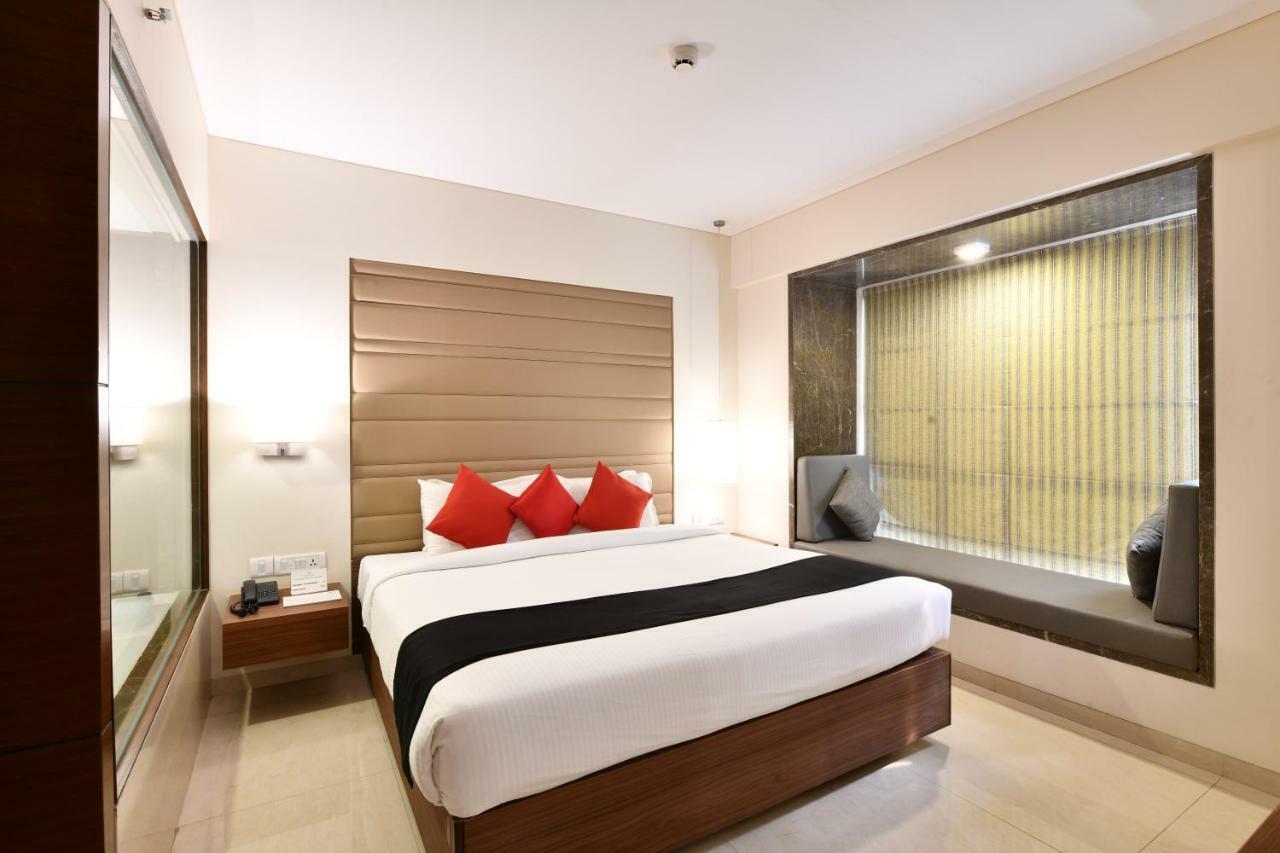 Krishna Palace Hotel - Ambernath Ambarnath Zewnętrze zdjęcie